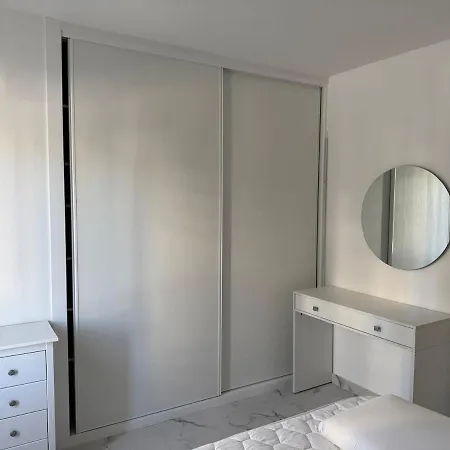 Location C, Americas, Pool View Sunny Wifi Плая-де-лас-Америкас