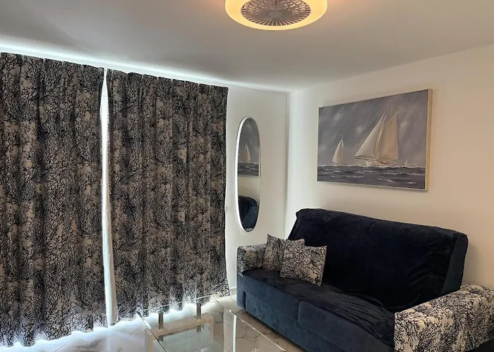 Location C, Americas, Pool View Sunny Wifi Appartamento