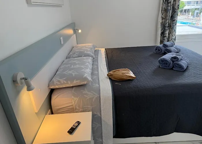 Location C, Americas, Pool View Sunny Wifi Apartmán *