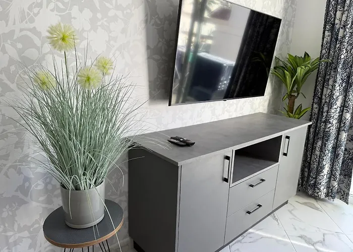 Location C, Americas, Pool View Sunny Wifi Apartmán *